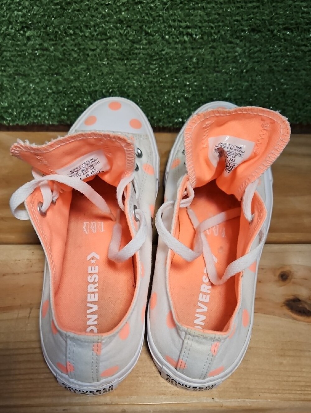 Converse White Canvas Sneakers with Coral Polka Dots - Picture 3 of 7